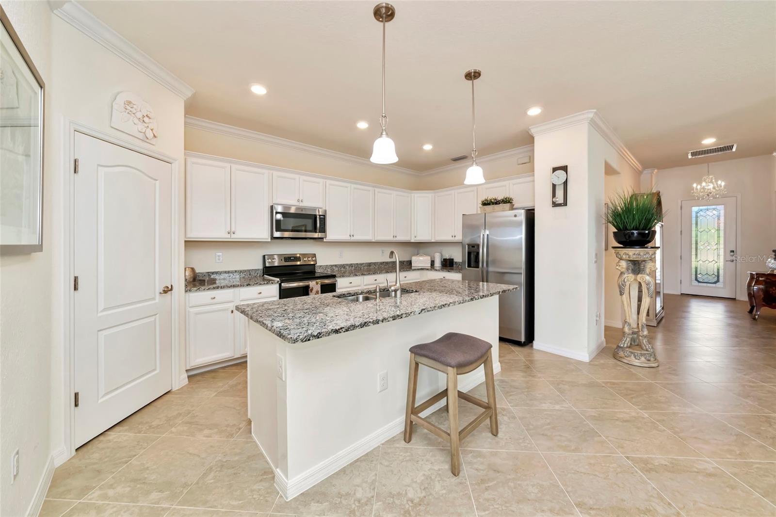 Image 12 of 42 For 9891 Wingood Drive