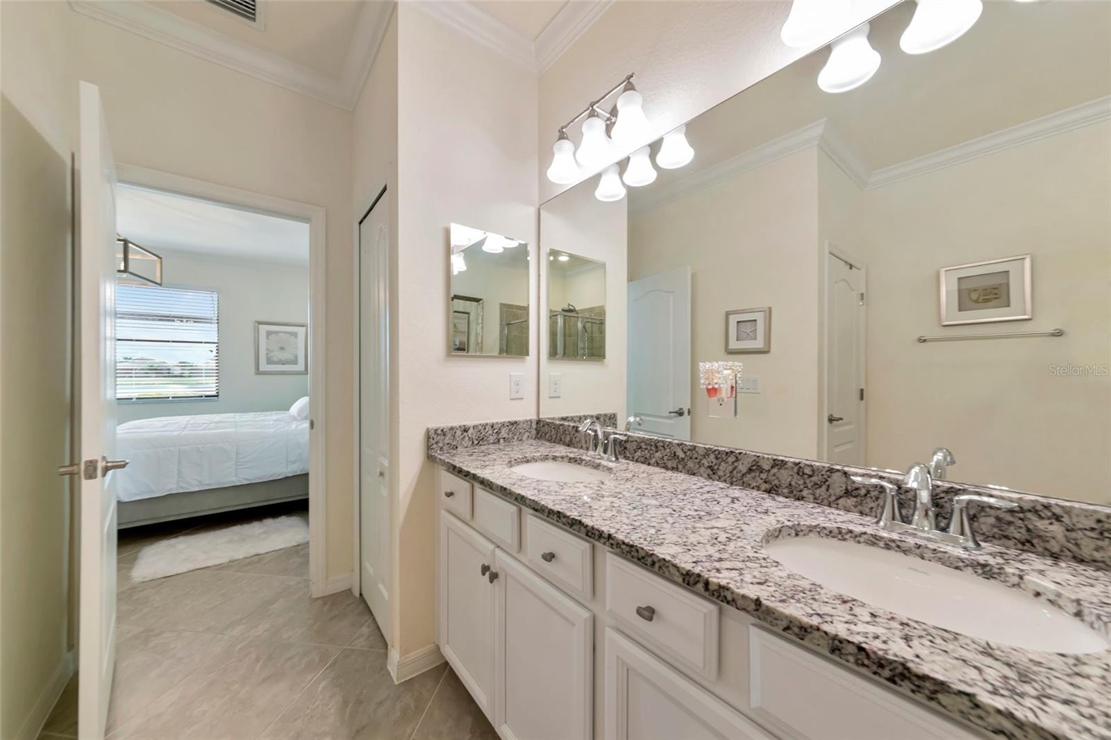 Image 18 of 42 For 9891 Wingood Drive