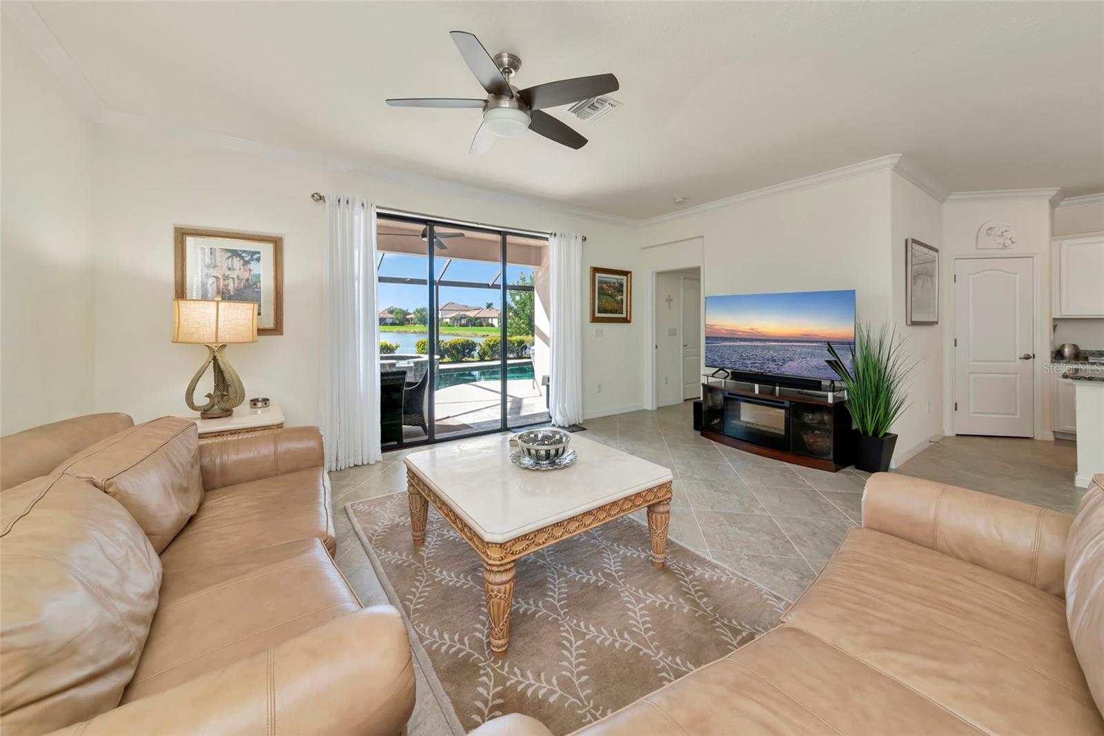 Image 19 of 42 For 9891 Wingood Drive