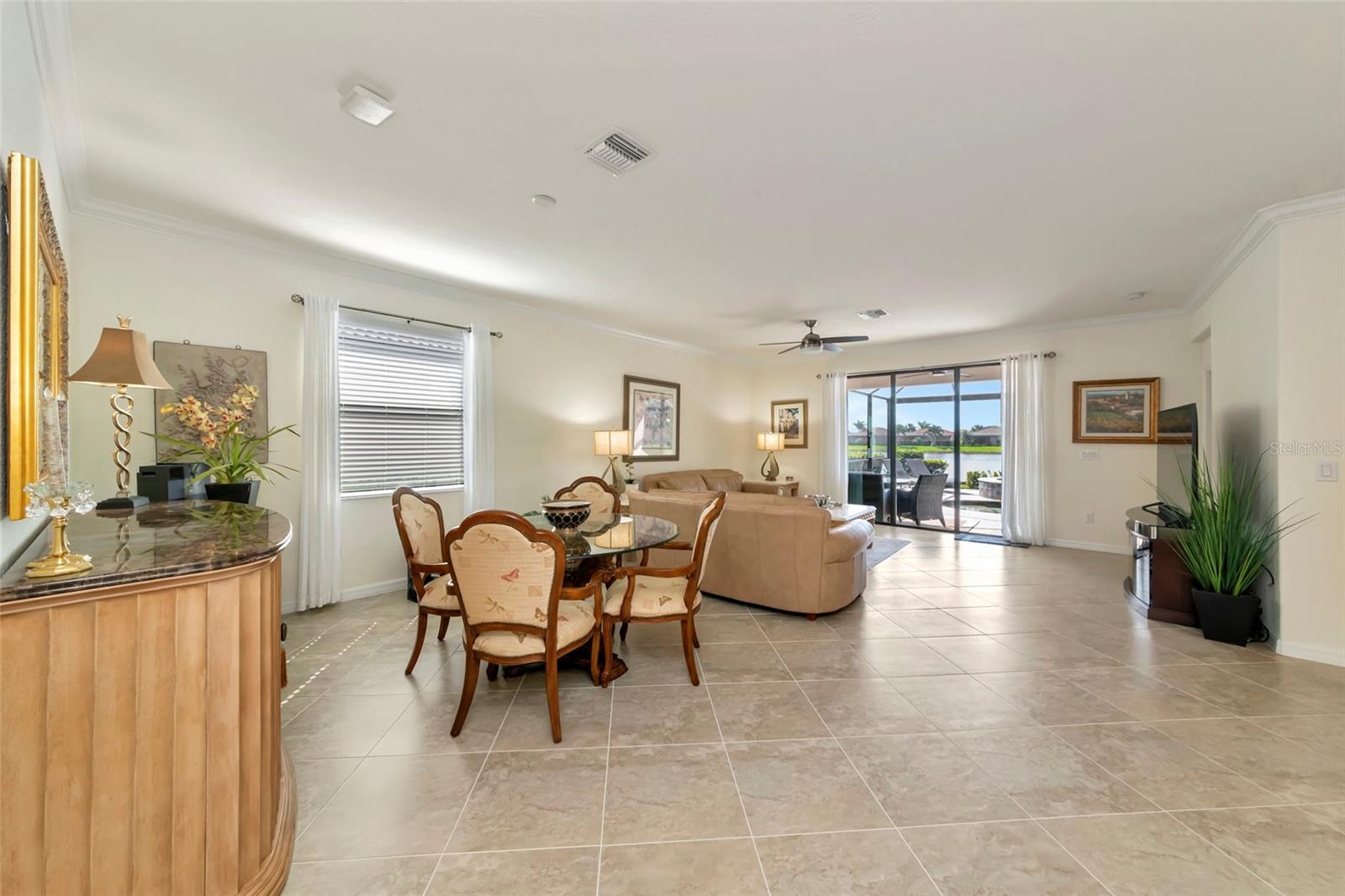 Image 20 of 42 For 9891 Wingood Drive