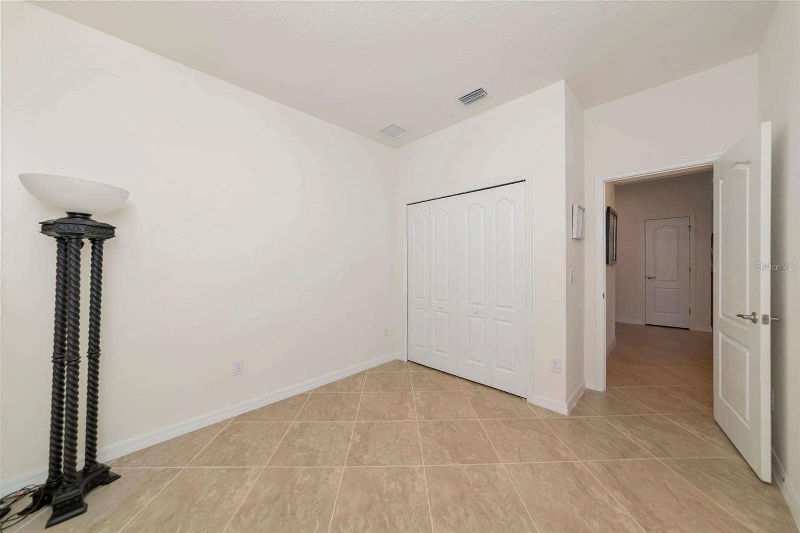 Image 22 of 42 For 9891 Wingood Drive