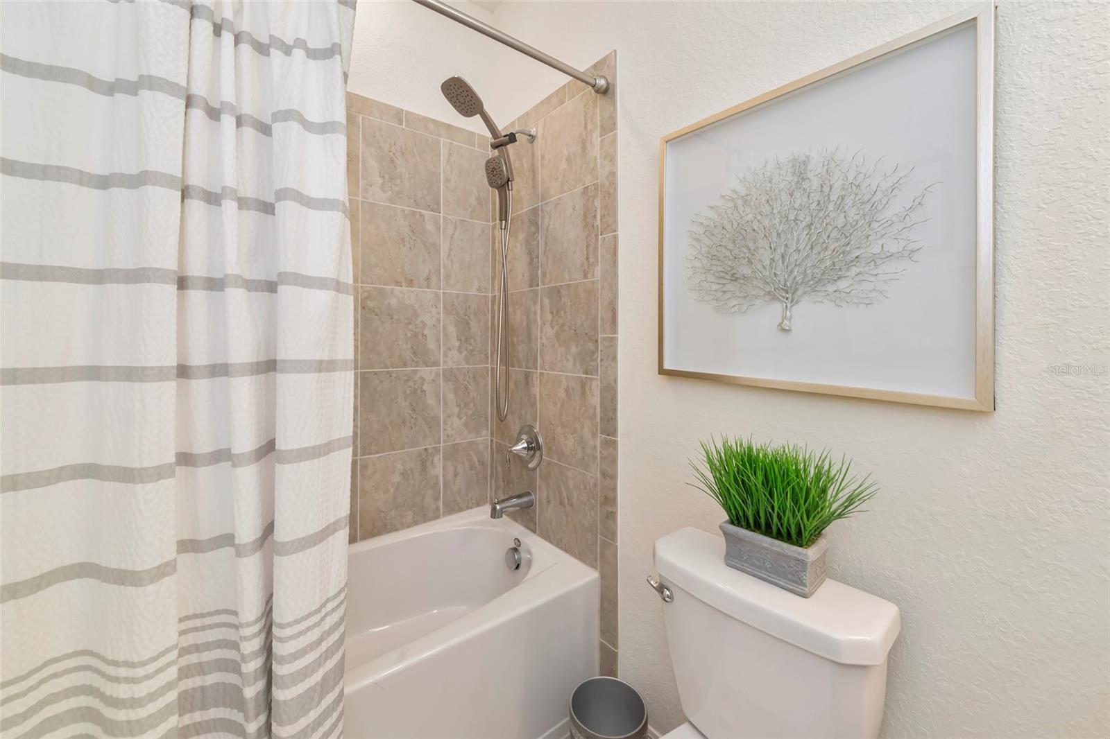 Image 29 of 42 For 9891 Wingood Drive