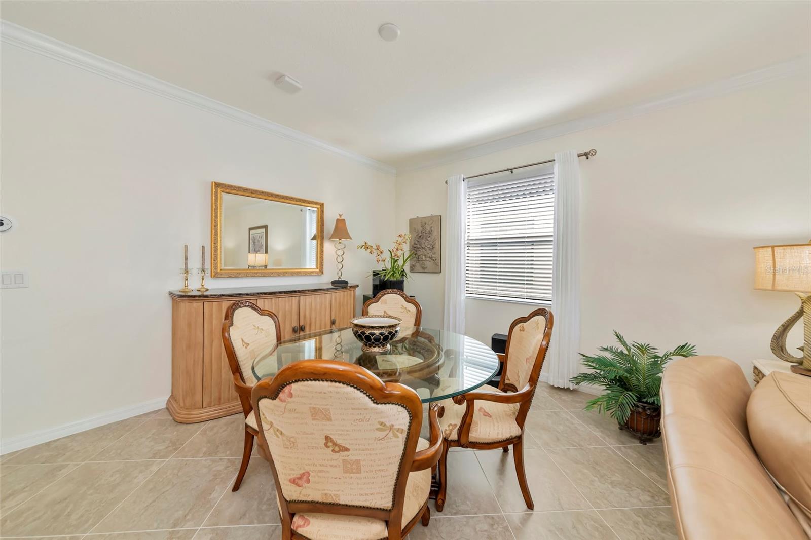 Image 6 of 42 For 9891 Wingood Drive