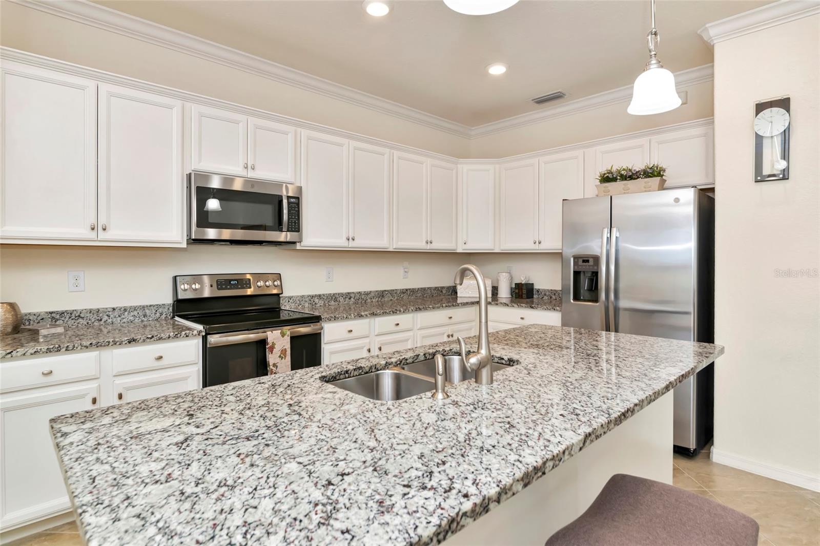 Image 8 of 42 For 9891 Wingood Drive