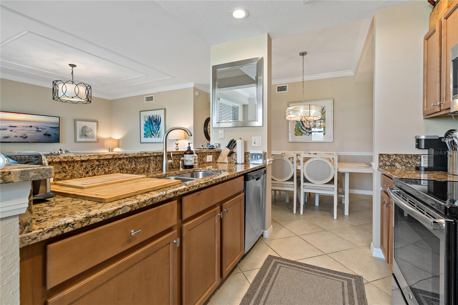 Image 5 of 59 For 7015 River Hammock Drive 306