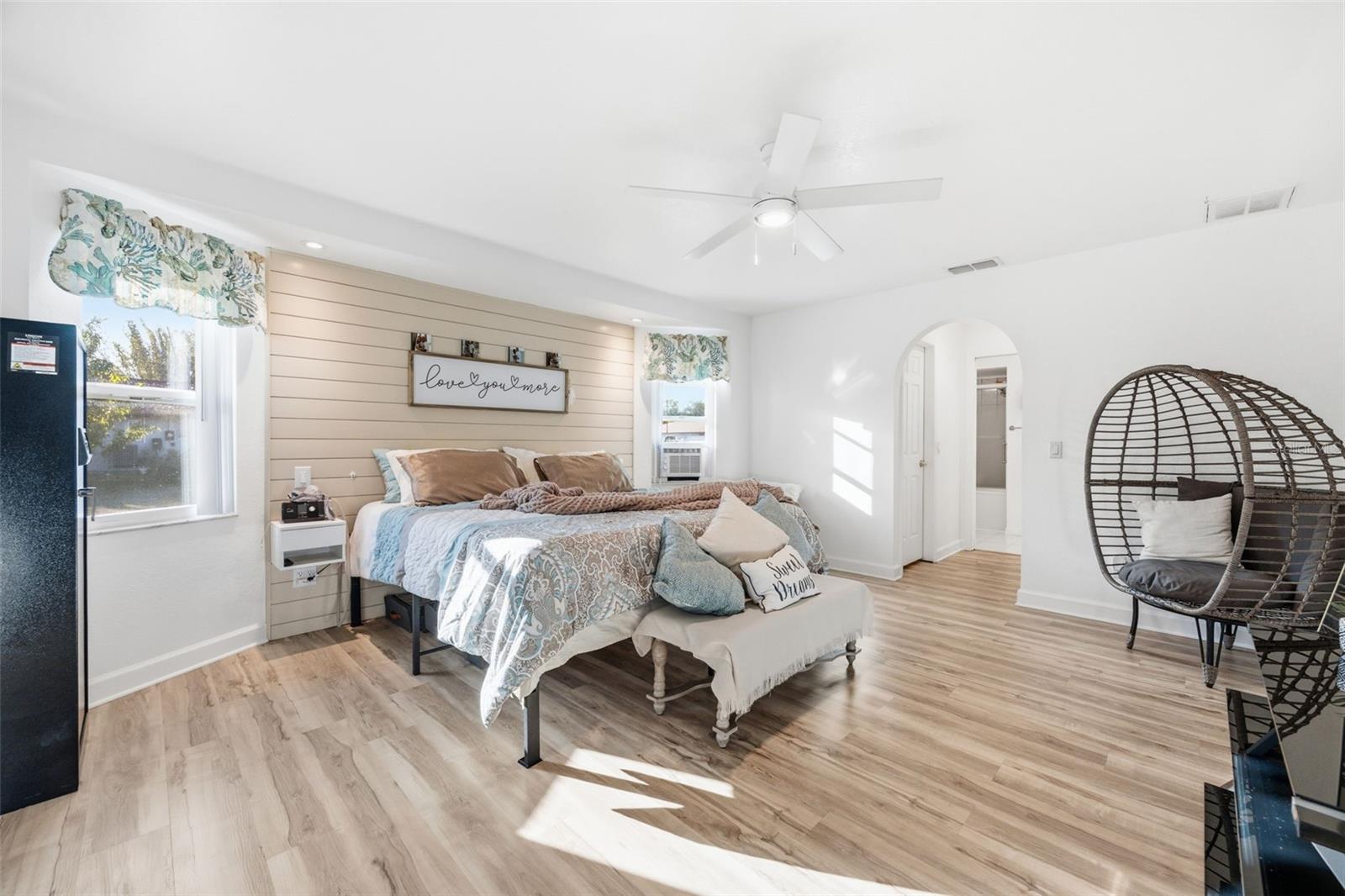 Image 17 of 42 For 23191 Ruby  