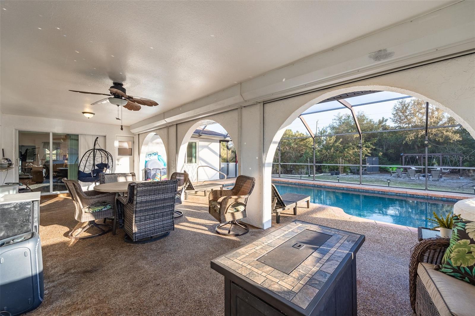 Image 28 of 42 For 23191 Ruby  