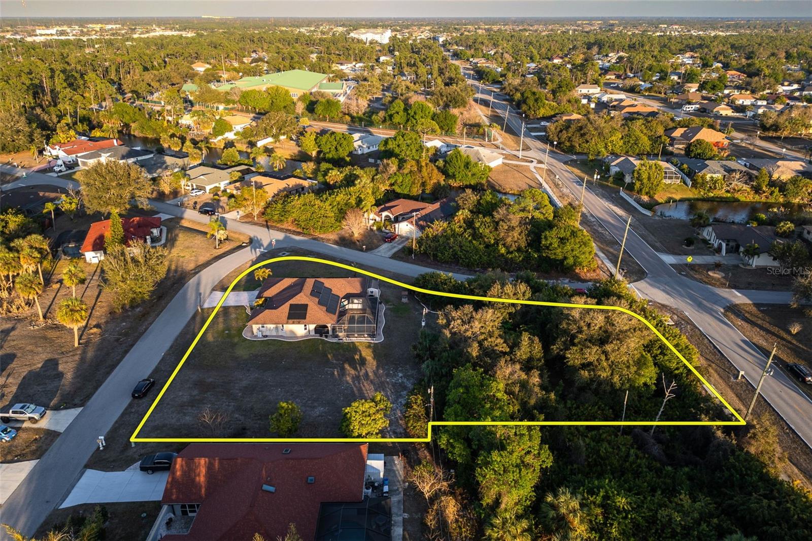 Image 41 of 42 For 23191 Ruby  