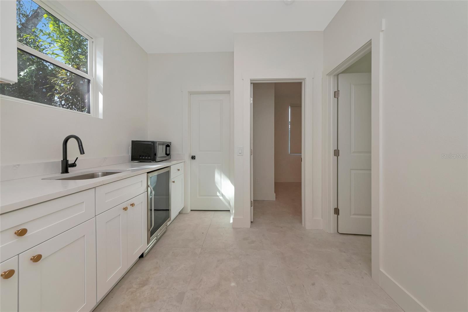 Image 40 of 59 For 316 27th Street W