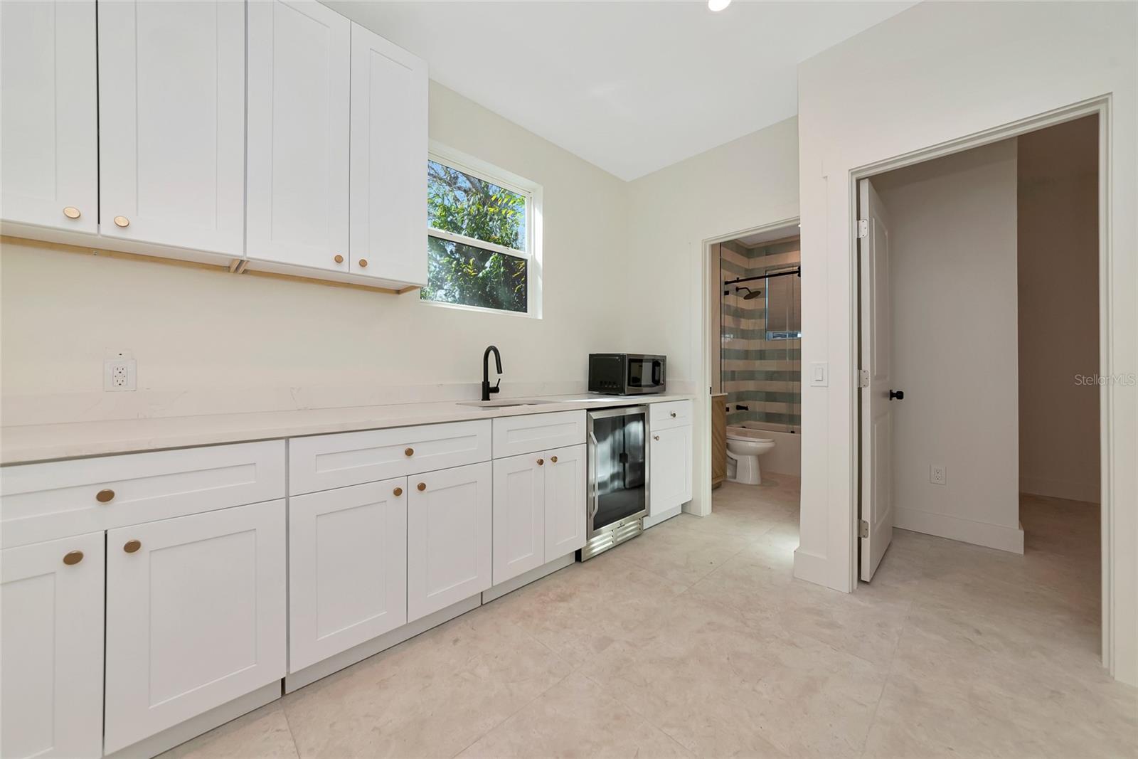 Image 41 of 59 For 316 27th Street W