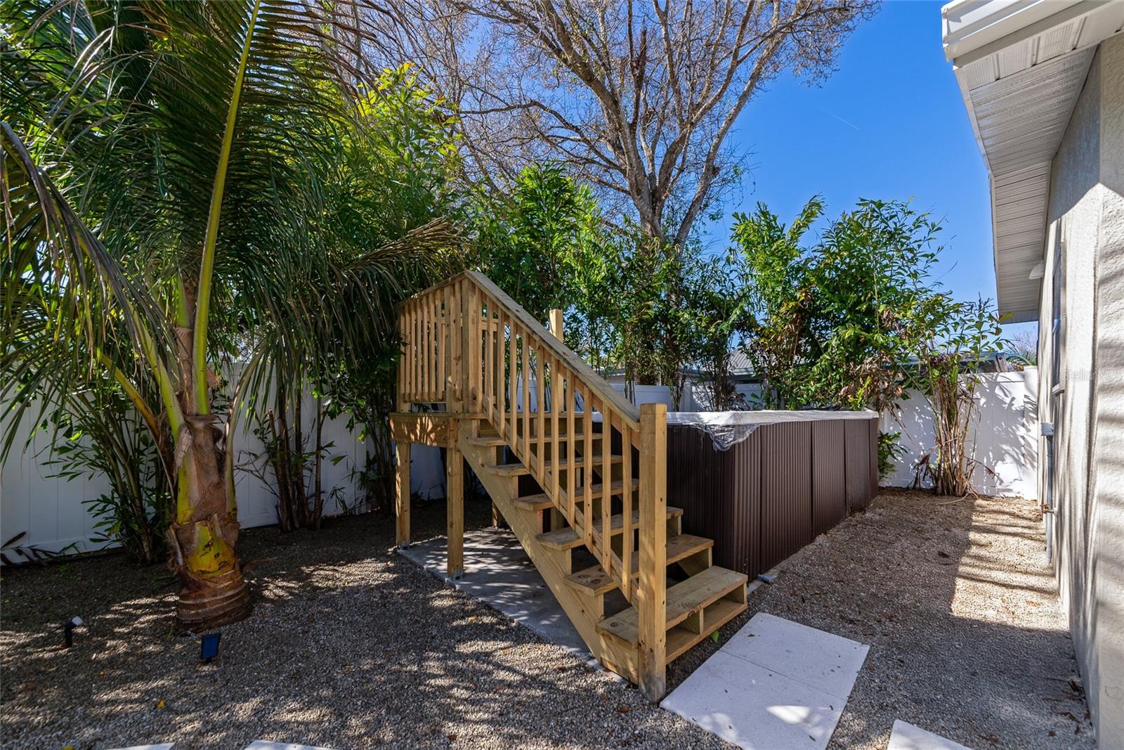 Image 51 of 59 For 316 27th Street W