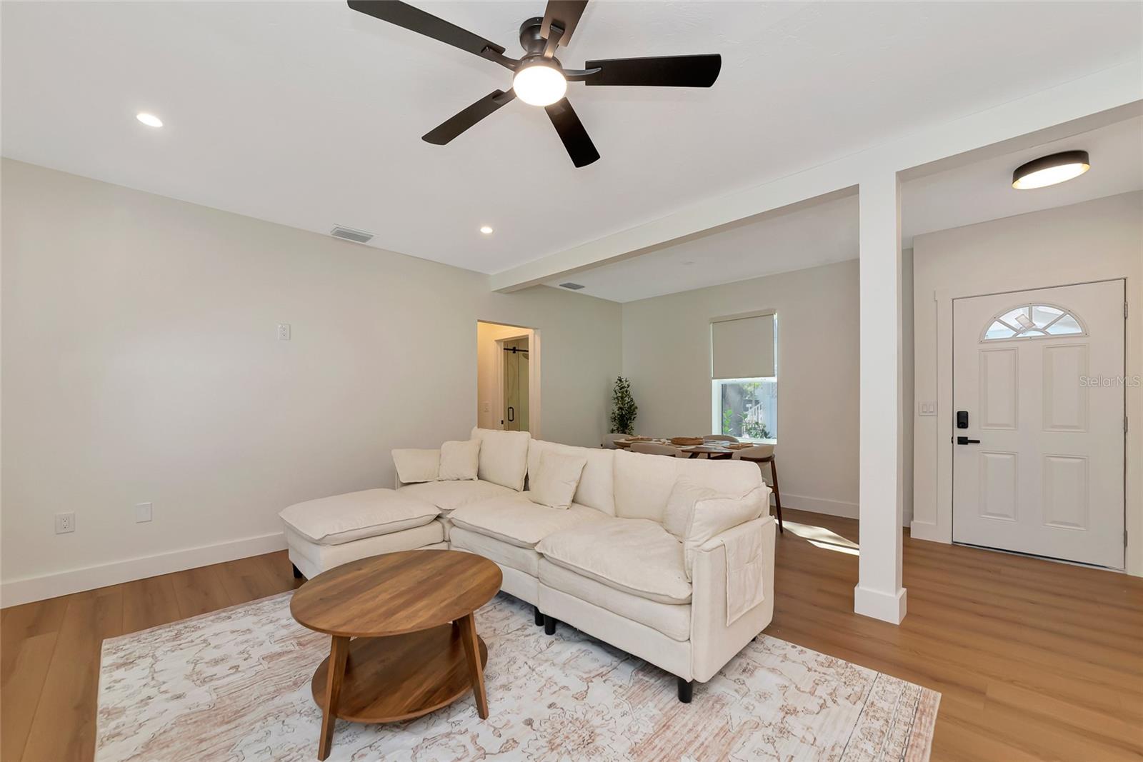 Image 7 of 59 For 316 27th Street W