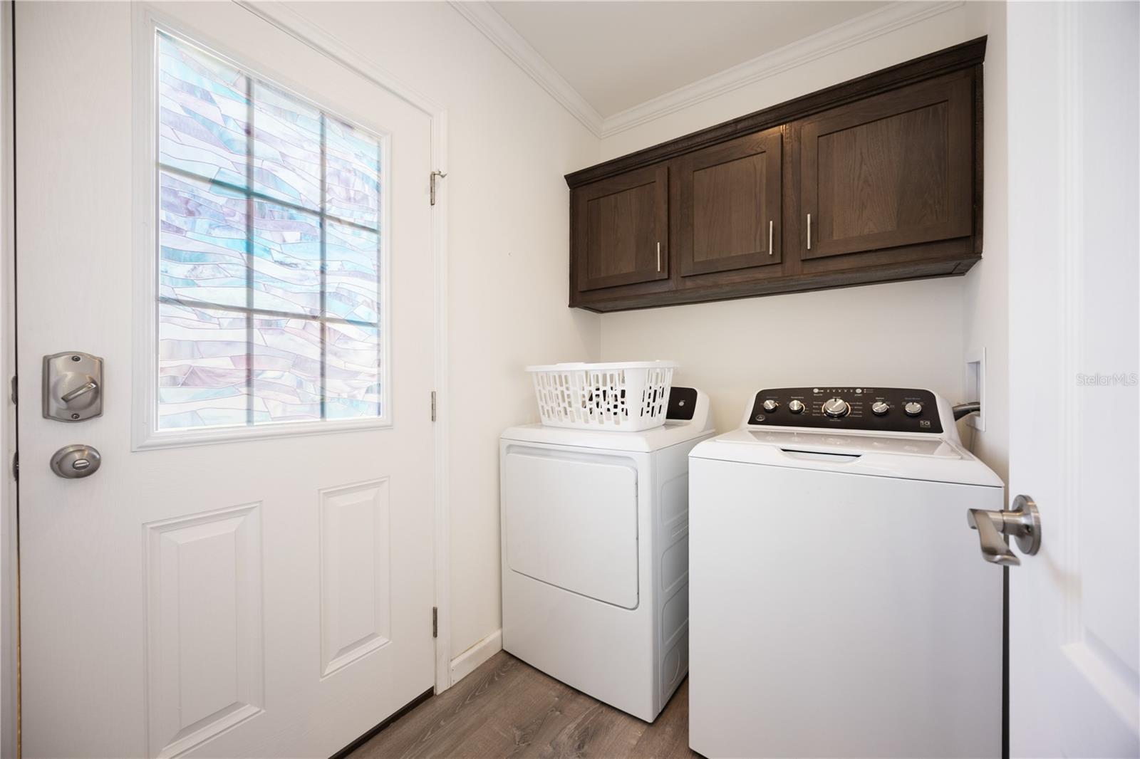 Image 16 of 36 For 2 Botany Bay Circle