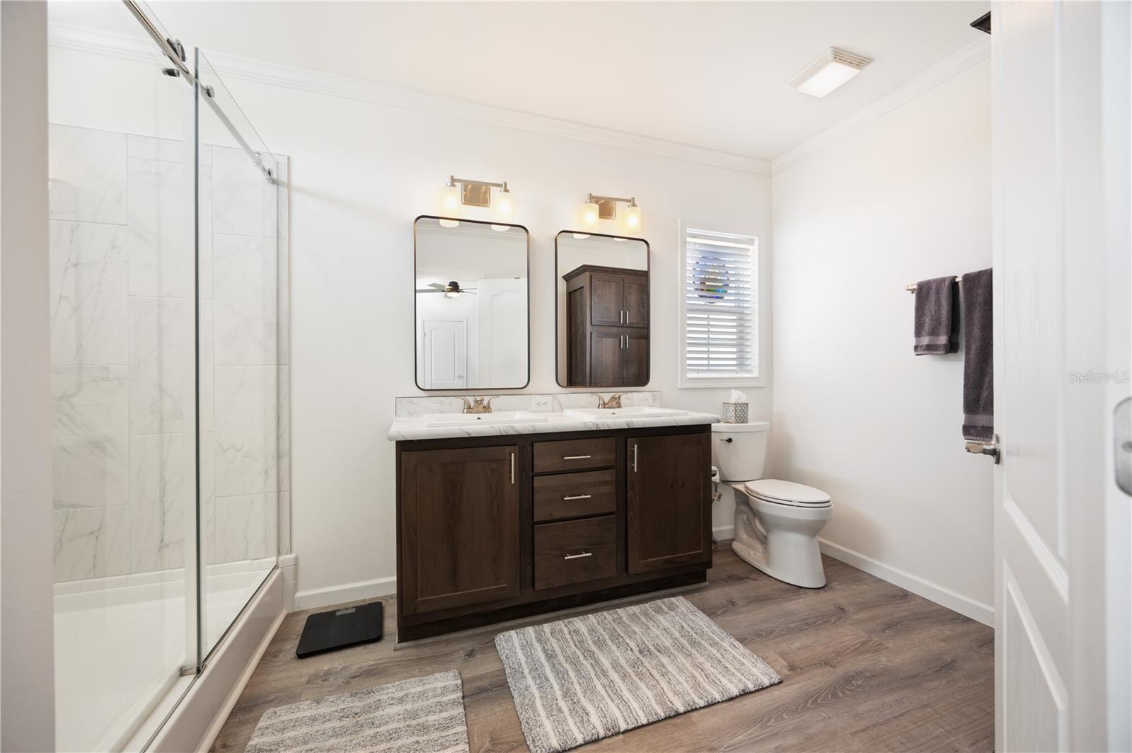 Image 19 of 36 For 2 Botany Bay Circle