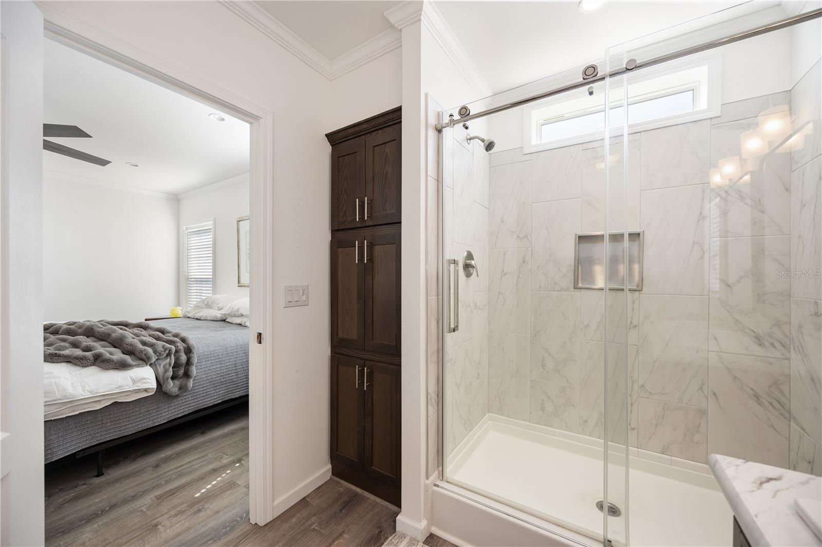 Image 21 of 36 For 2 Botany Bay Circle