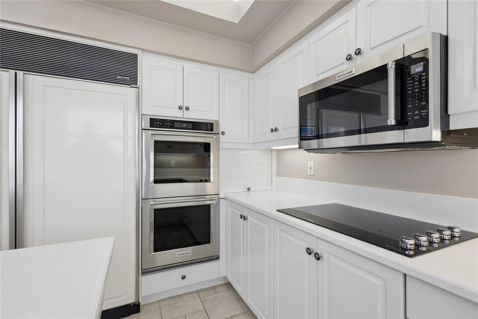 Image 15 of 55 For 3010 Grand Bay Boulevard 432