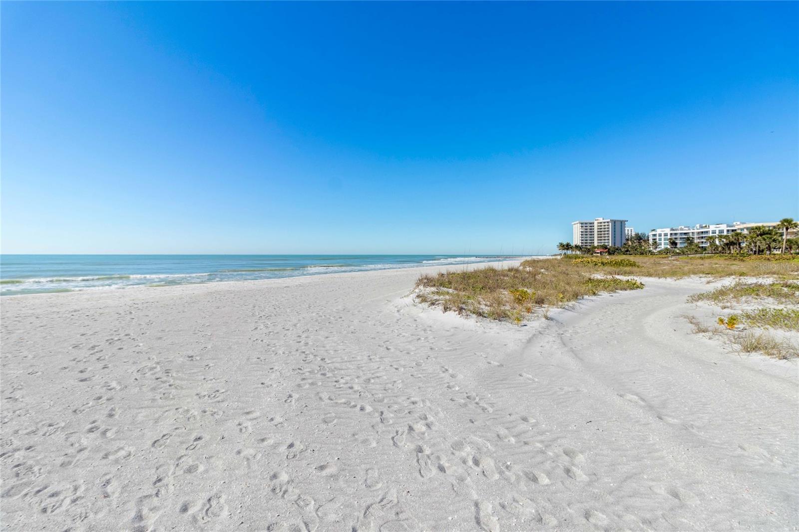 Image 49 of 55 For 3010 Grand Bay Boulevard 432