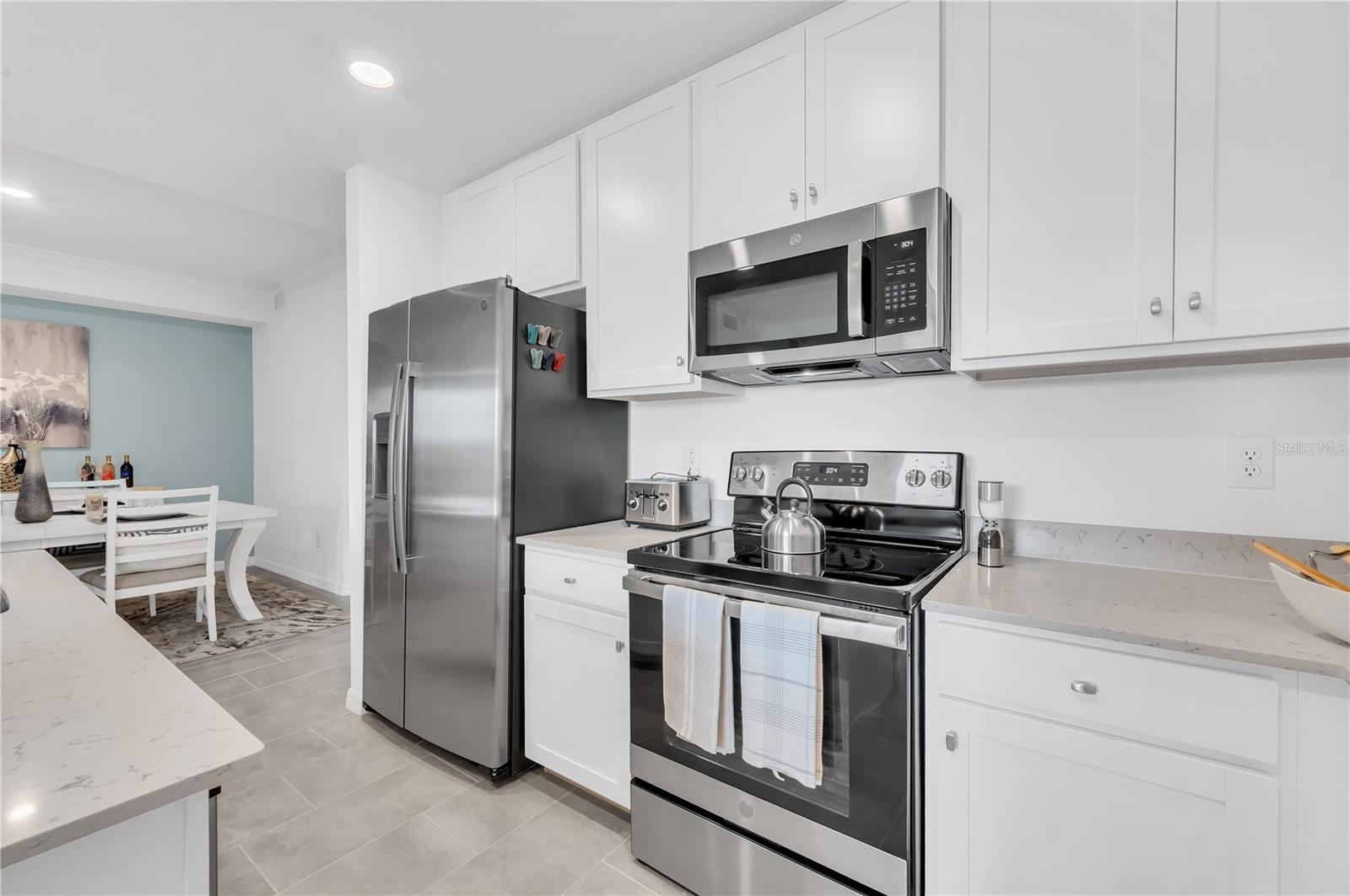 Image 18 of 45 For 18114 Gawthrop Drive 201