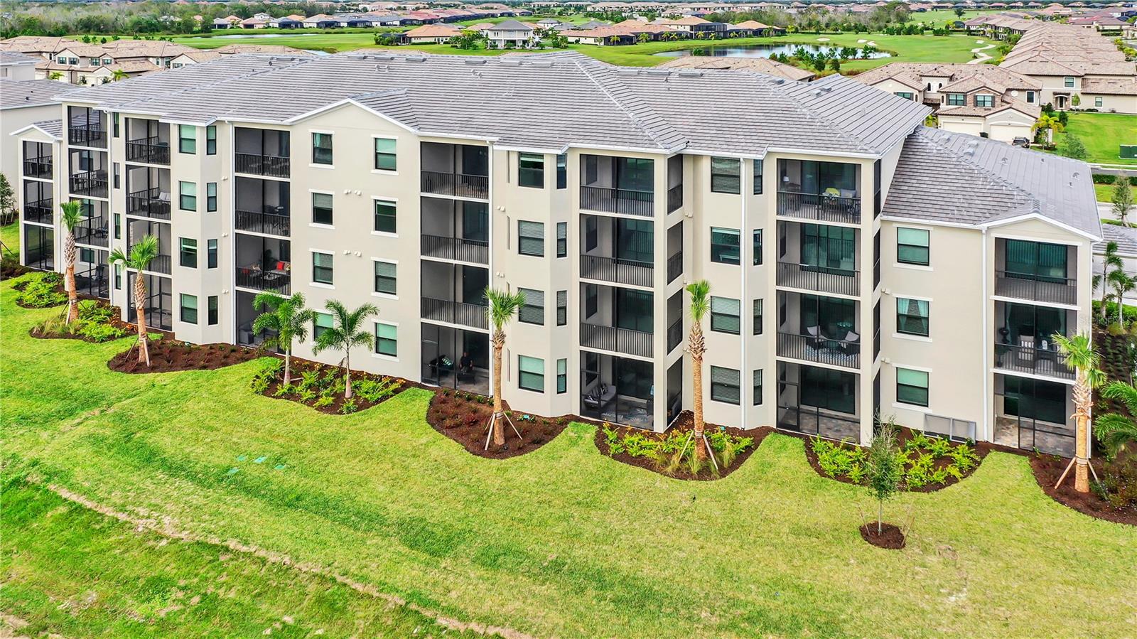 Image 22 of 45 For 18114 Gawthrop Drive 201