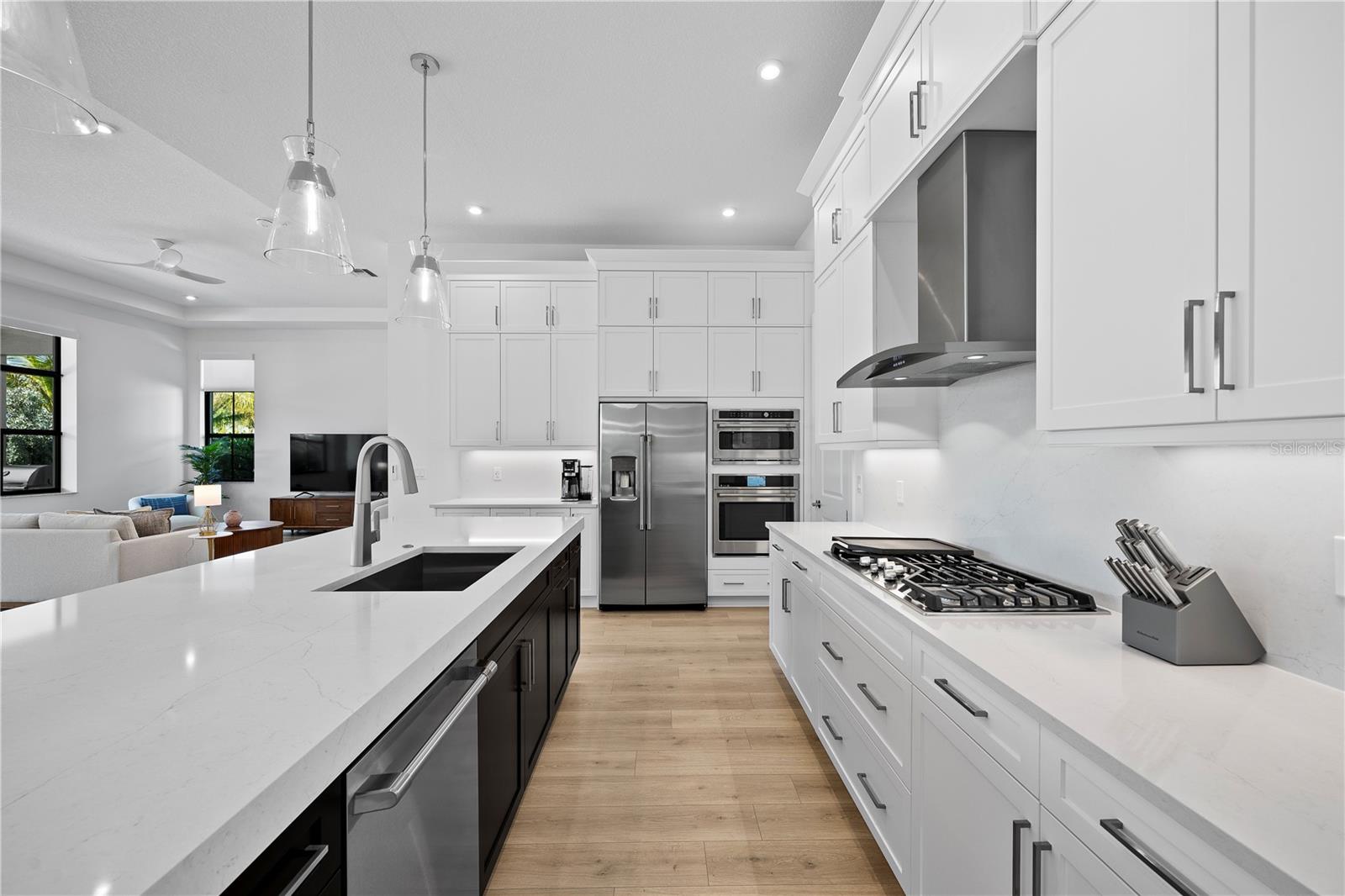 Image 10 of 63 For 13621 Le Christine Drive