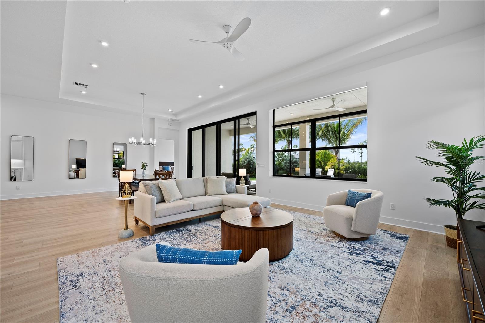 Image 14 of 63 For 13621 Le Christine Drive