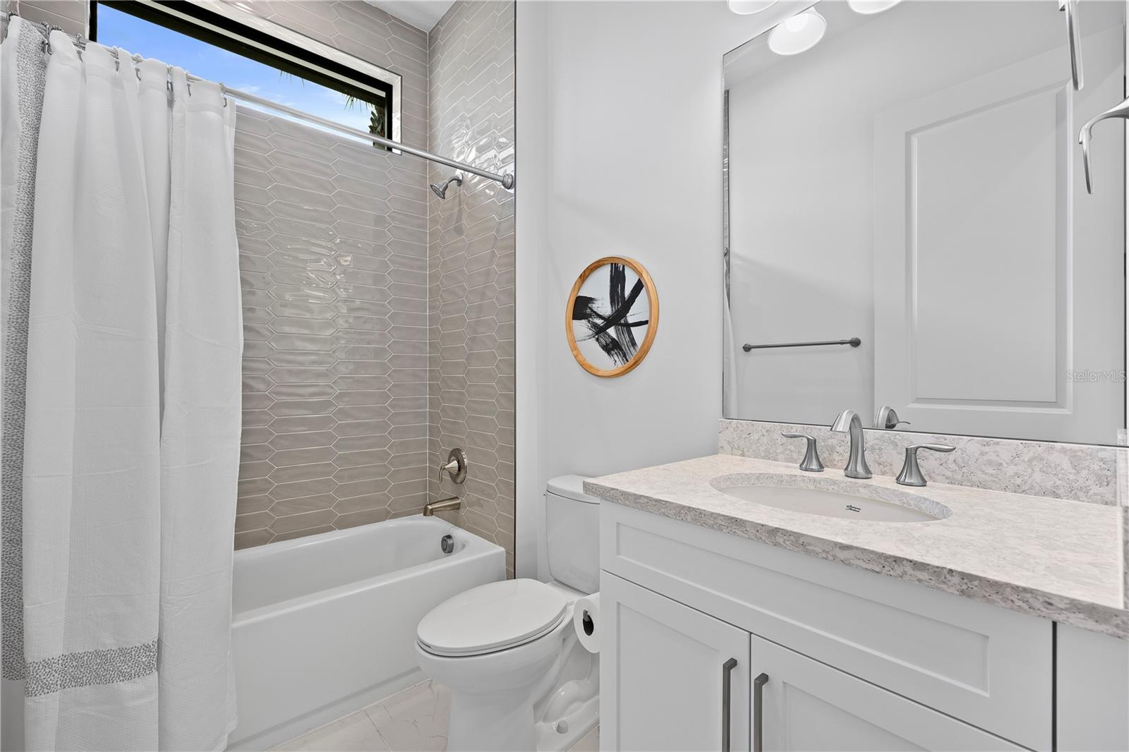 Image 19 of 63 For 13621 Le Christine Drive