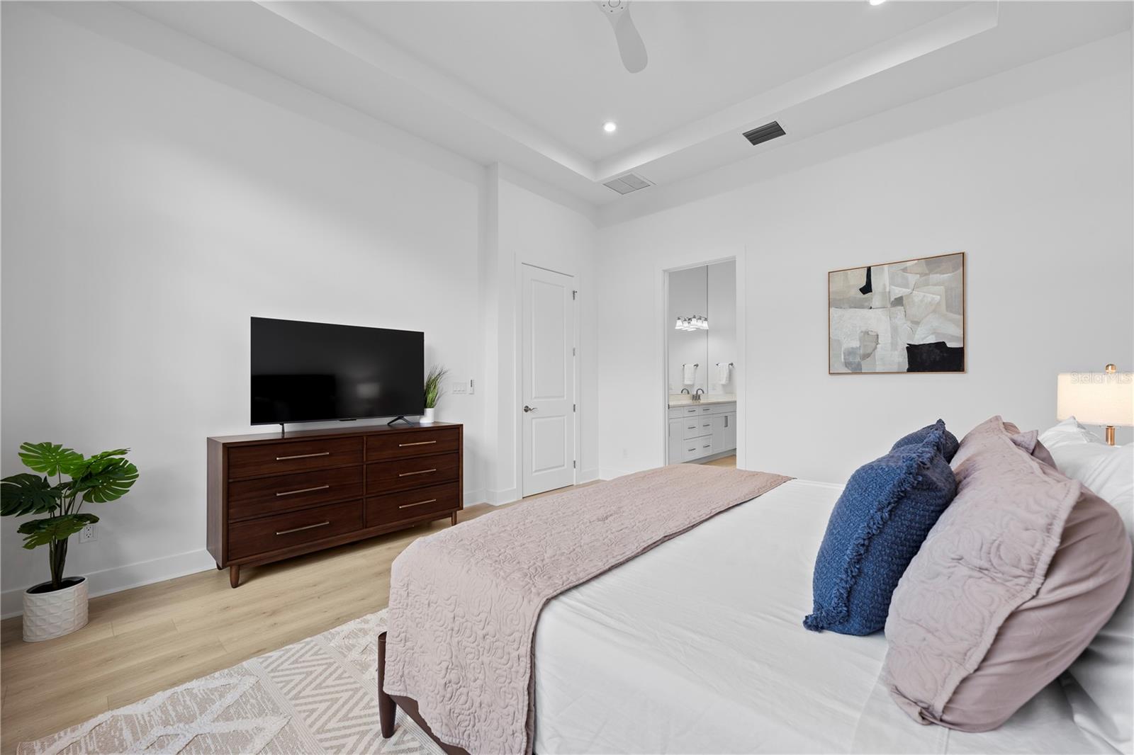 Image 27 of 63 For 13621 Le Christine Drive