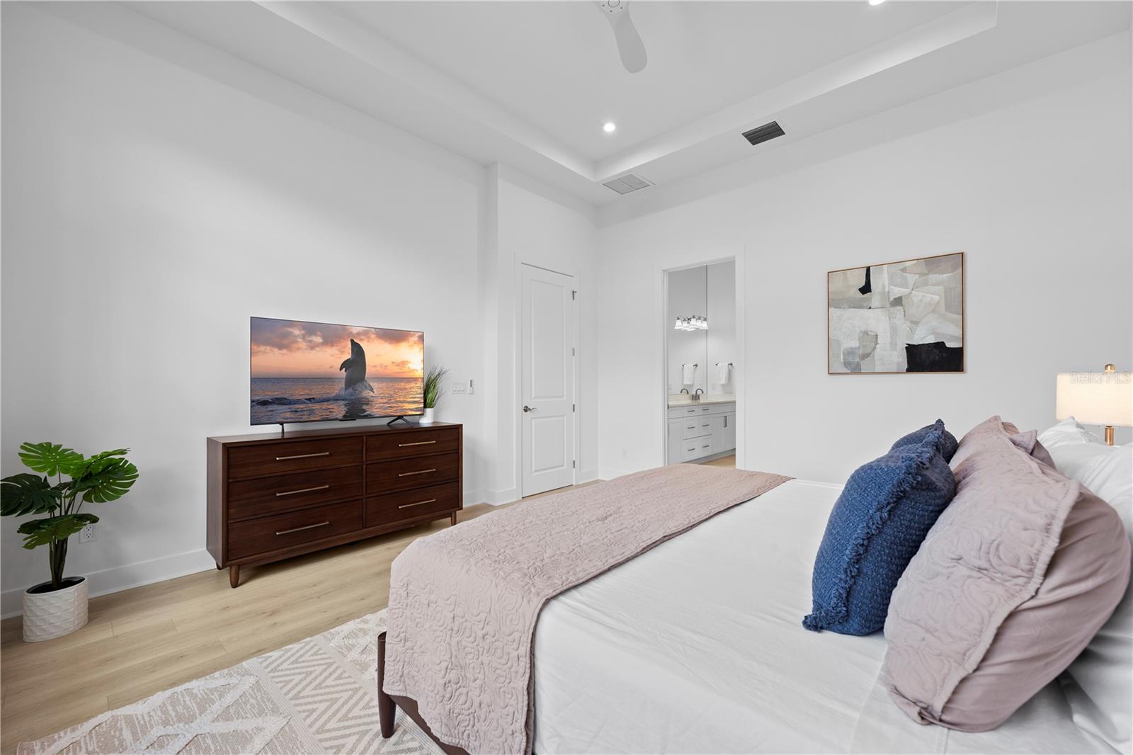 Image 28 of 63 For 13621 Le Christine Drive