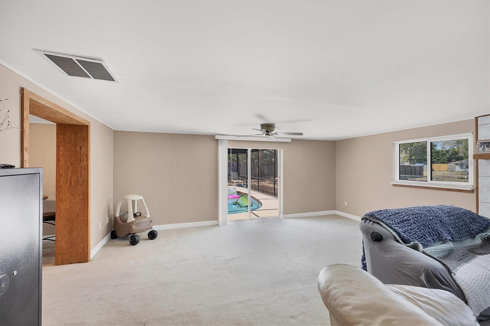 Image 11 of 39 For 3010 Golden Rain Drive