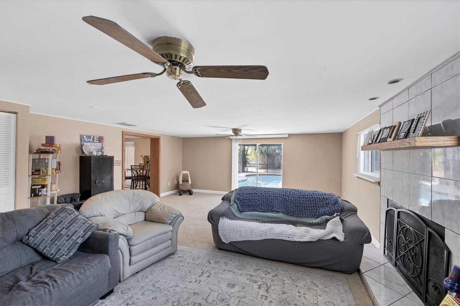 Image 12 of 39 For 3010 Golden Rain Drive