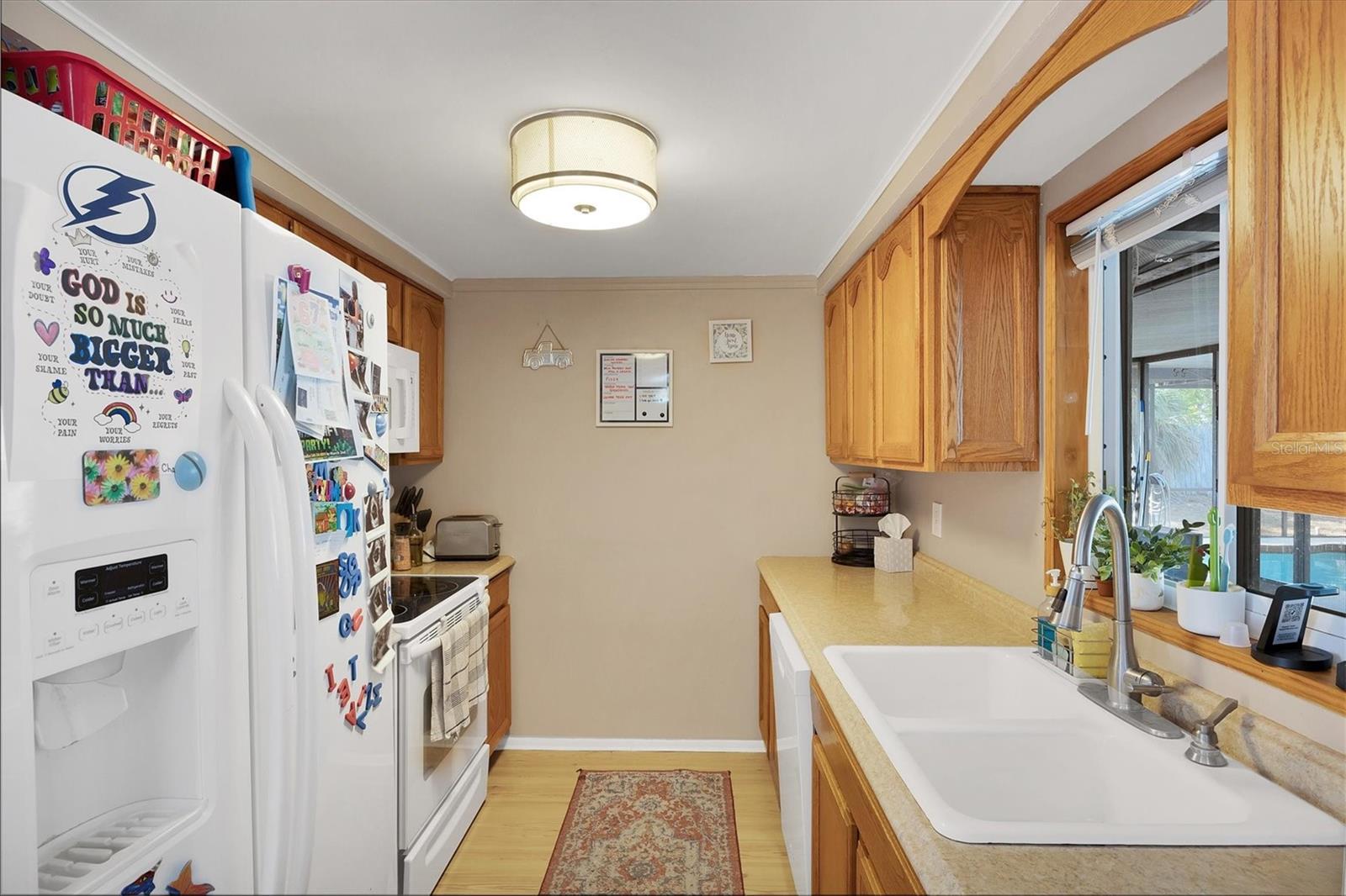 Image 16 of 39 For 3010 Golden Rain Drive