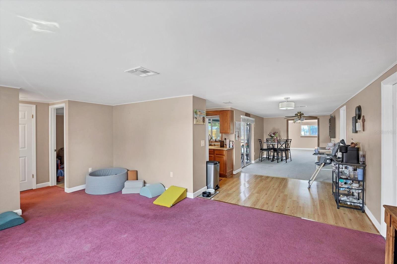 Image 21 of 39 For 3010 Golden Rain Drive