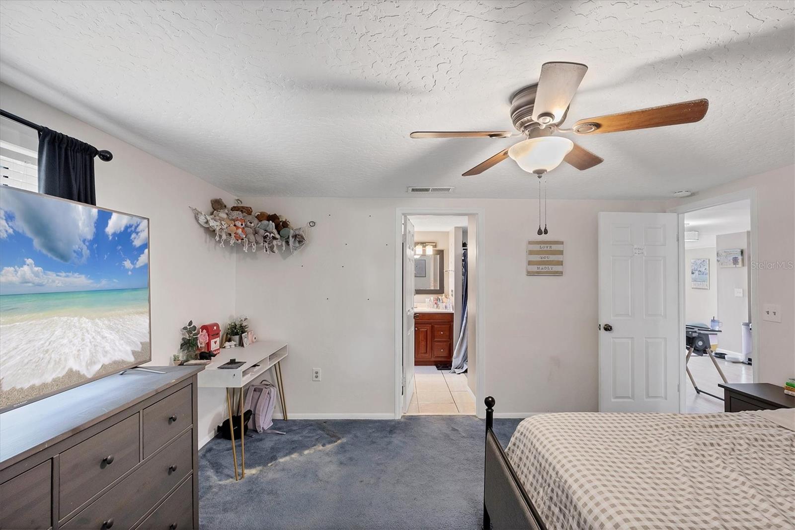 Image 23 of 39 For 3010 Golden Rain Drive