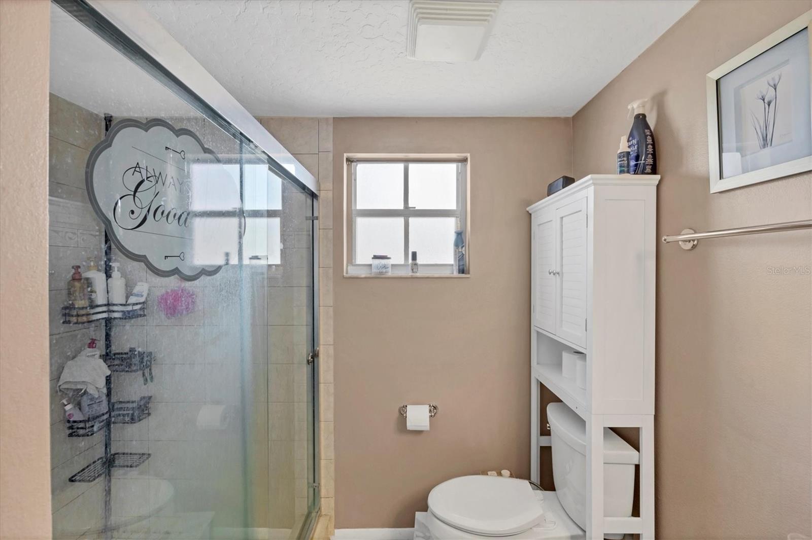 Image 25 of 39 For 3010 Golden Rain Drive