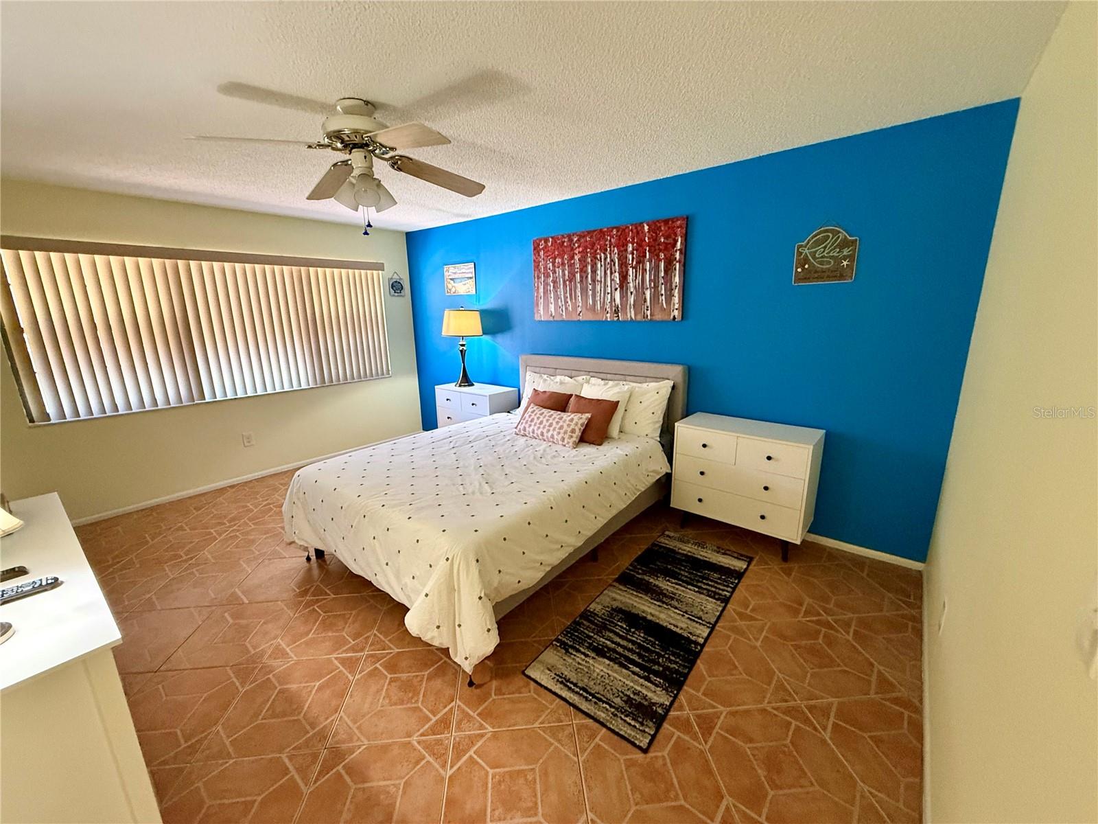 Image 23 of 37 For 6070 80th Street N 105