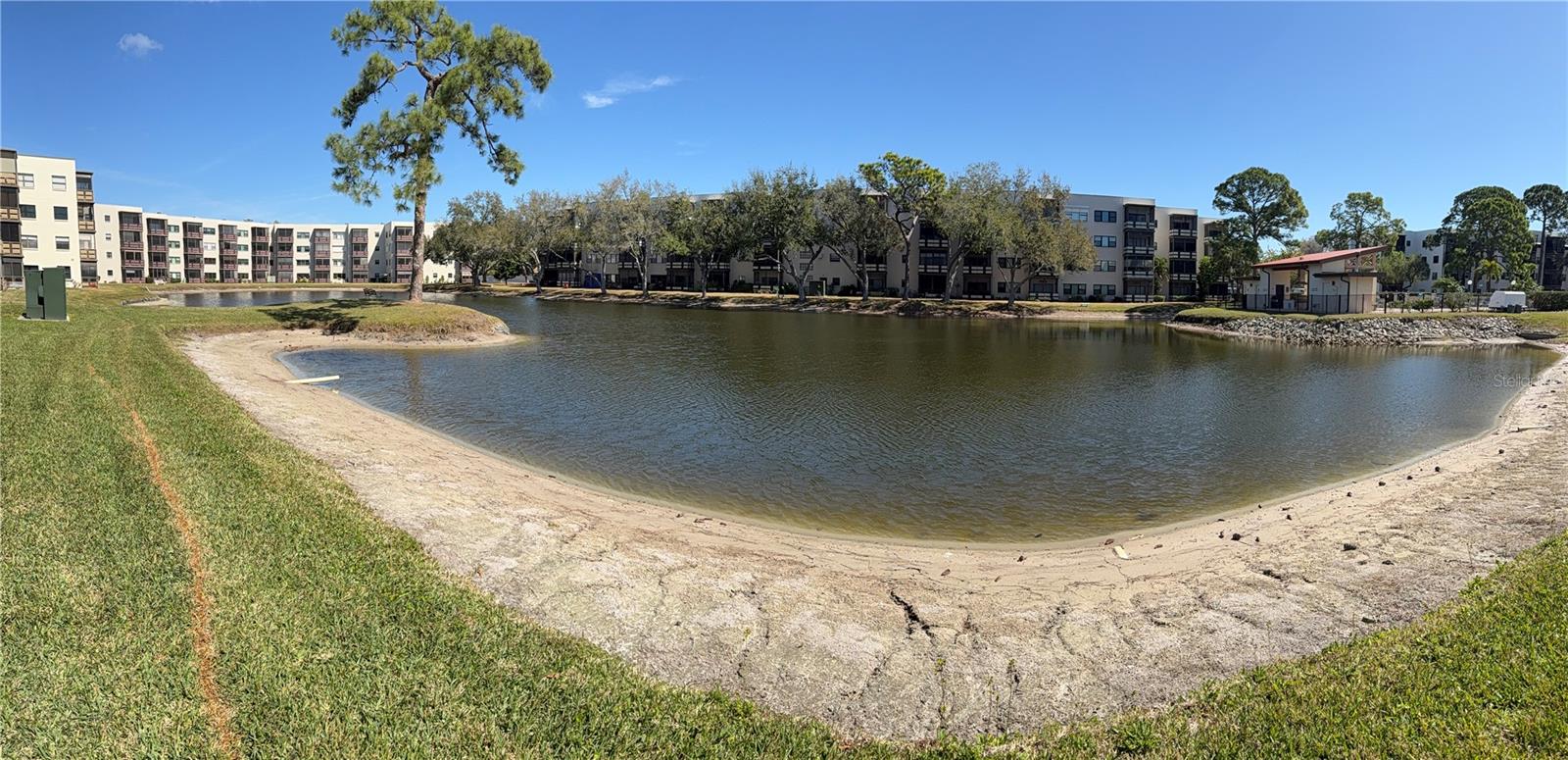 Image 3 of 37 For 6070 80th Street N 105