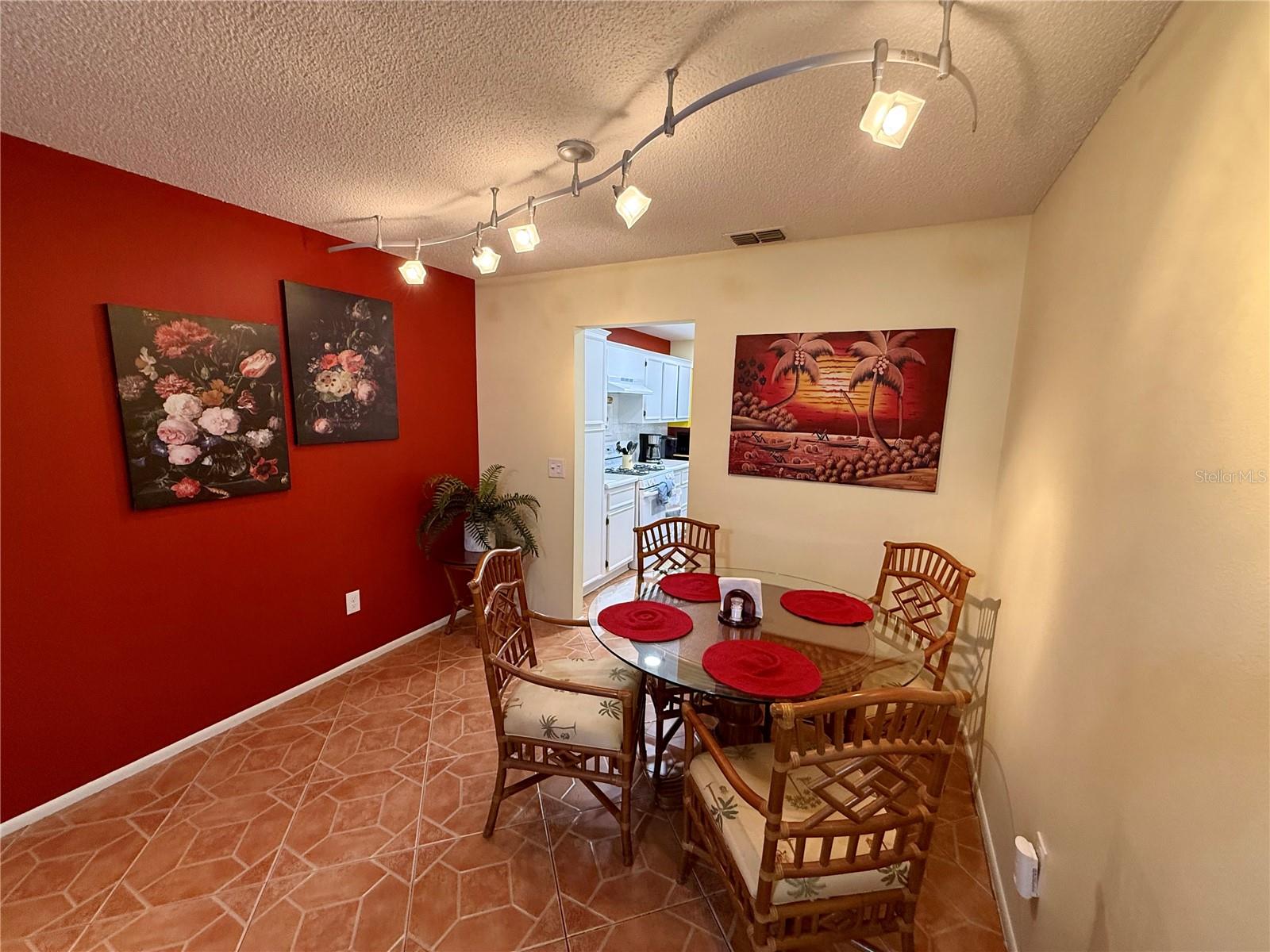 Image 8 of 37 For 6070 80th Street N 105