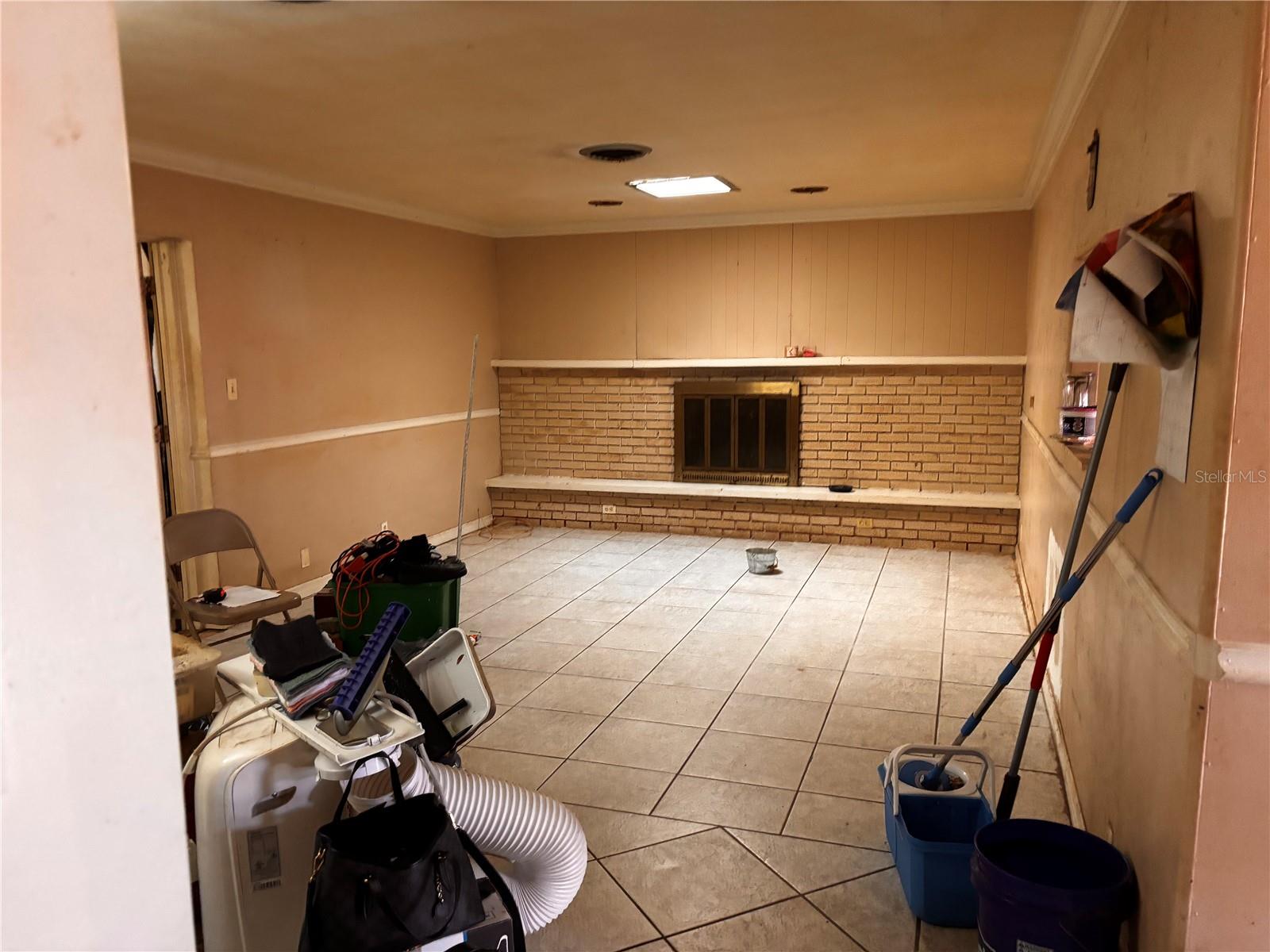 Image 11 of 22 For 3744 Sebring Parkway