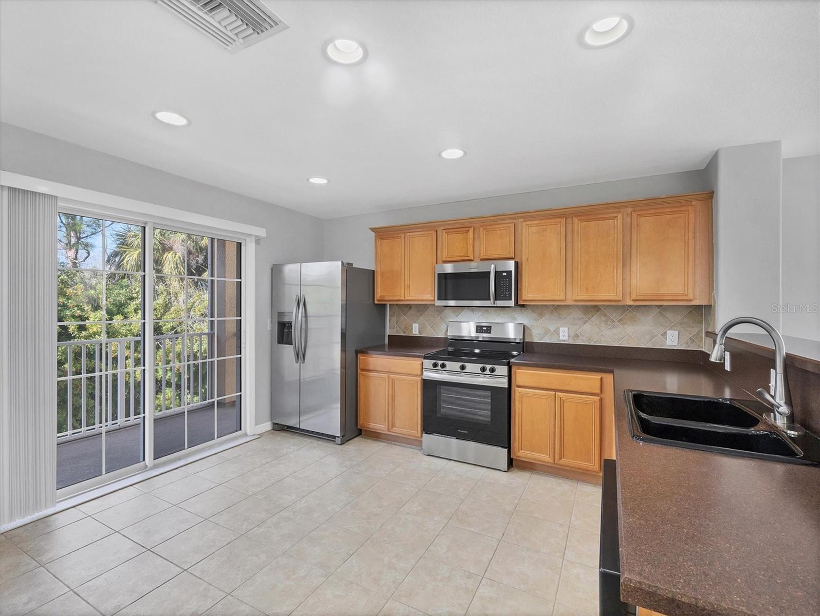 Image 15 of 41 For 8717 Spruce Hills Court 8717