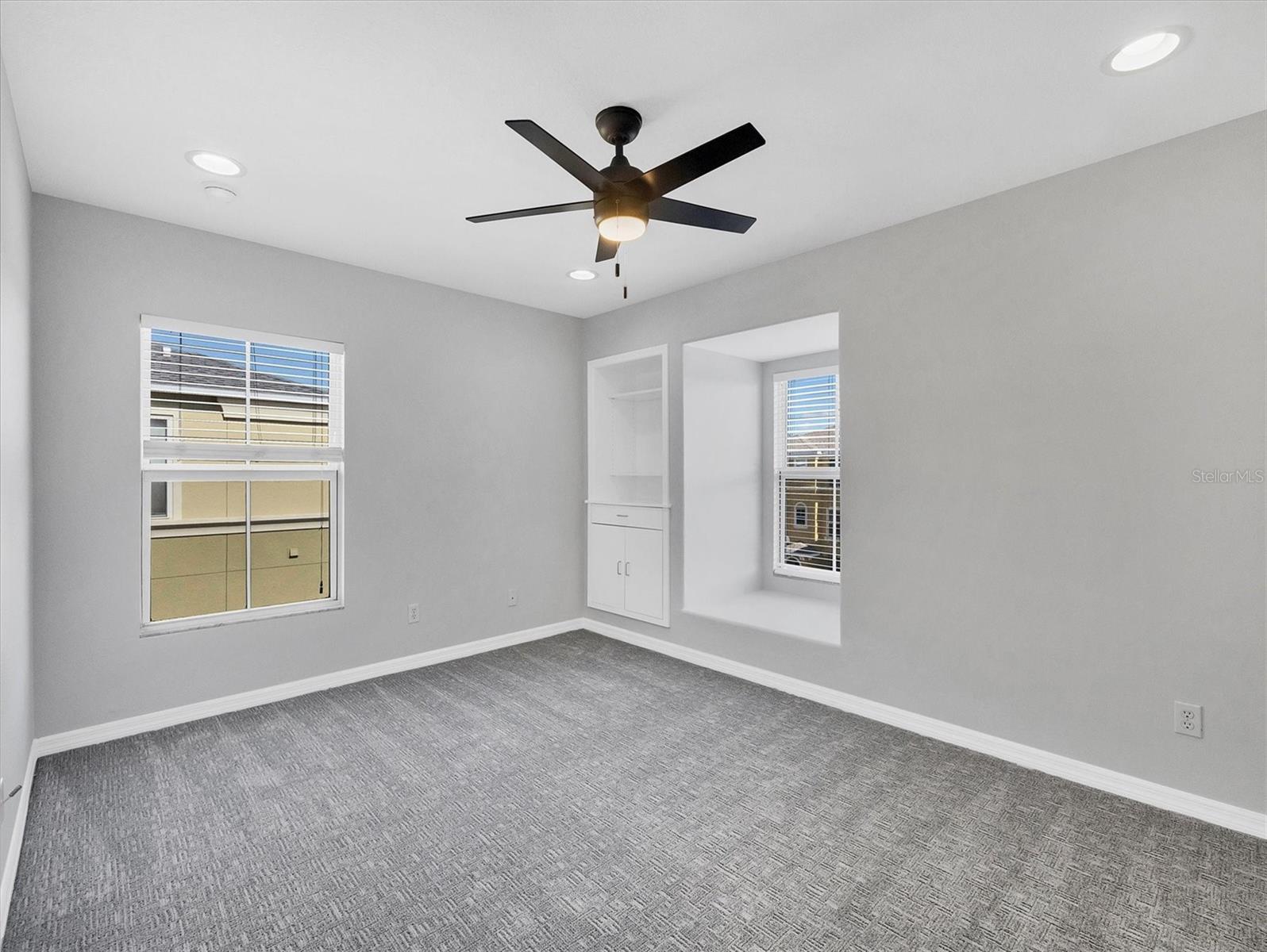 Image 17 of 41 For 8717 Spruce Hills Court 8717