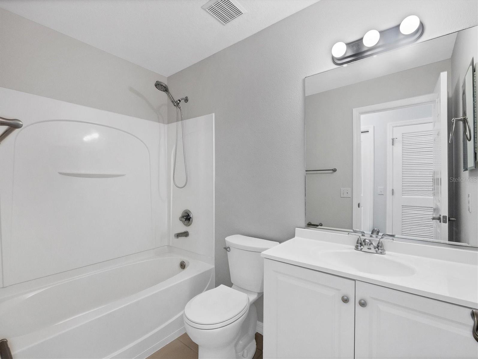 Image 20 of 41 For 8717 Spruce Hills Court 8717