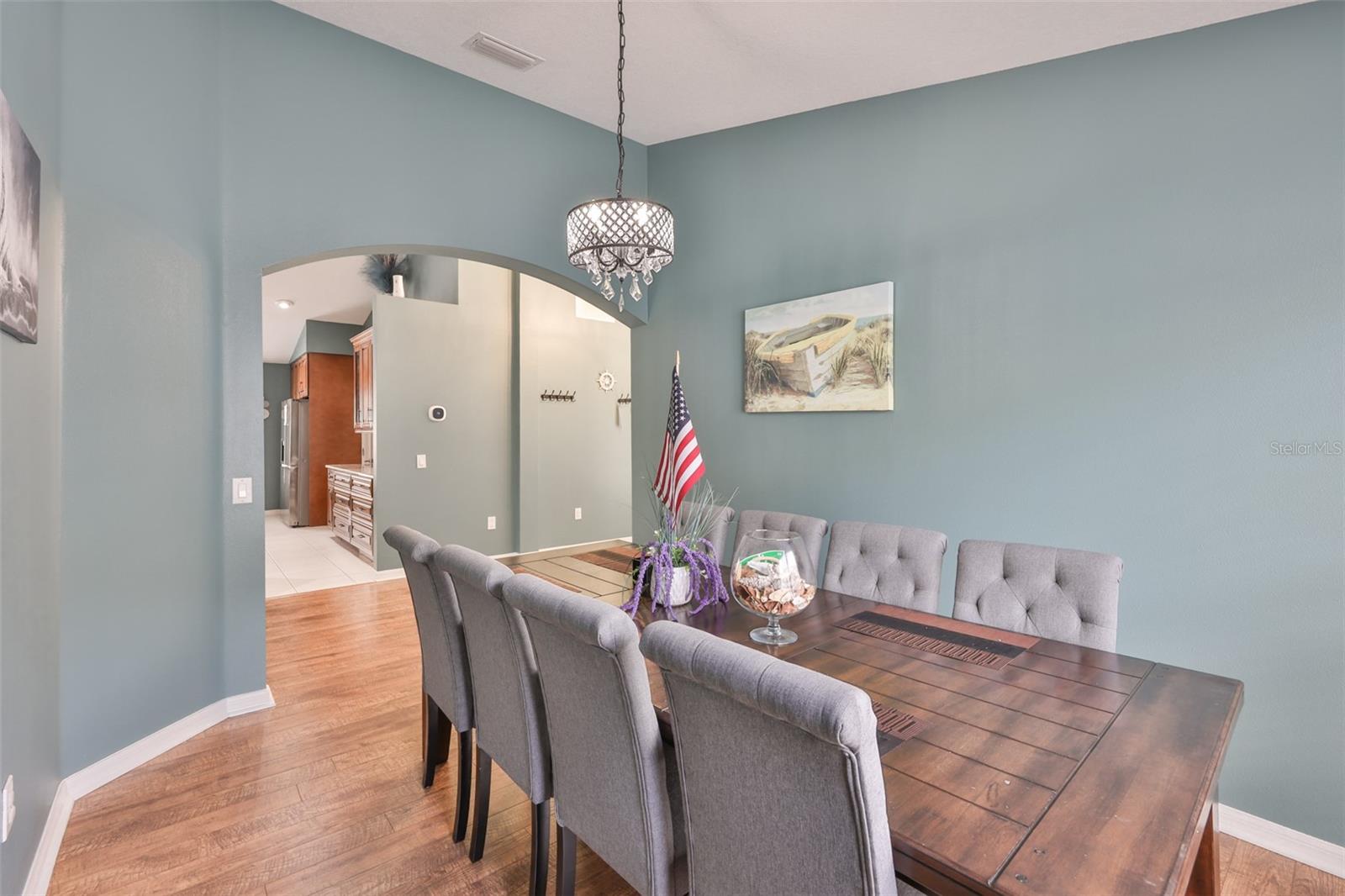 Image 13 of 42 For 8130 Alamosa Wood Avenue