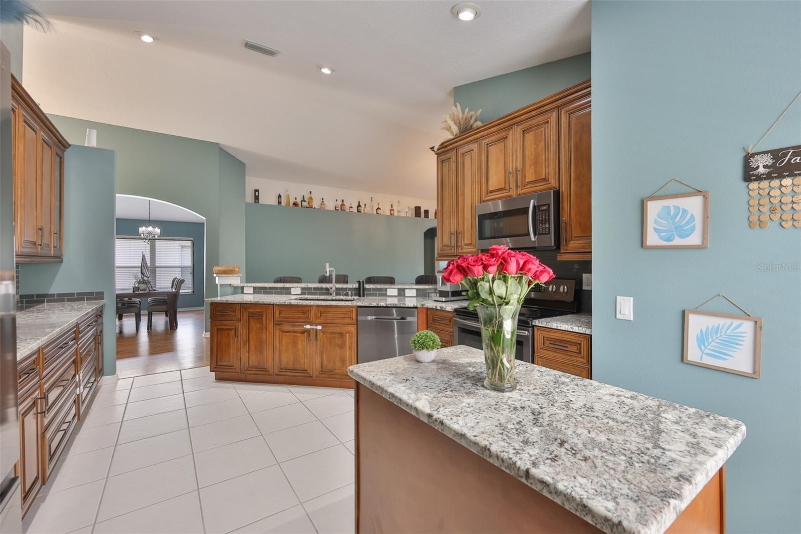 Image 16 of 42 For 8130 Alamosa Wood Avenue