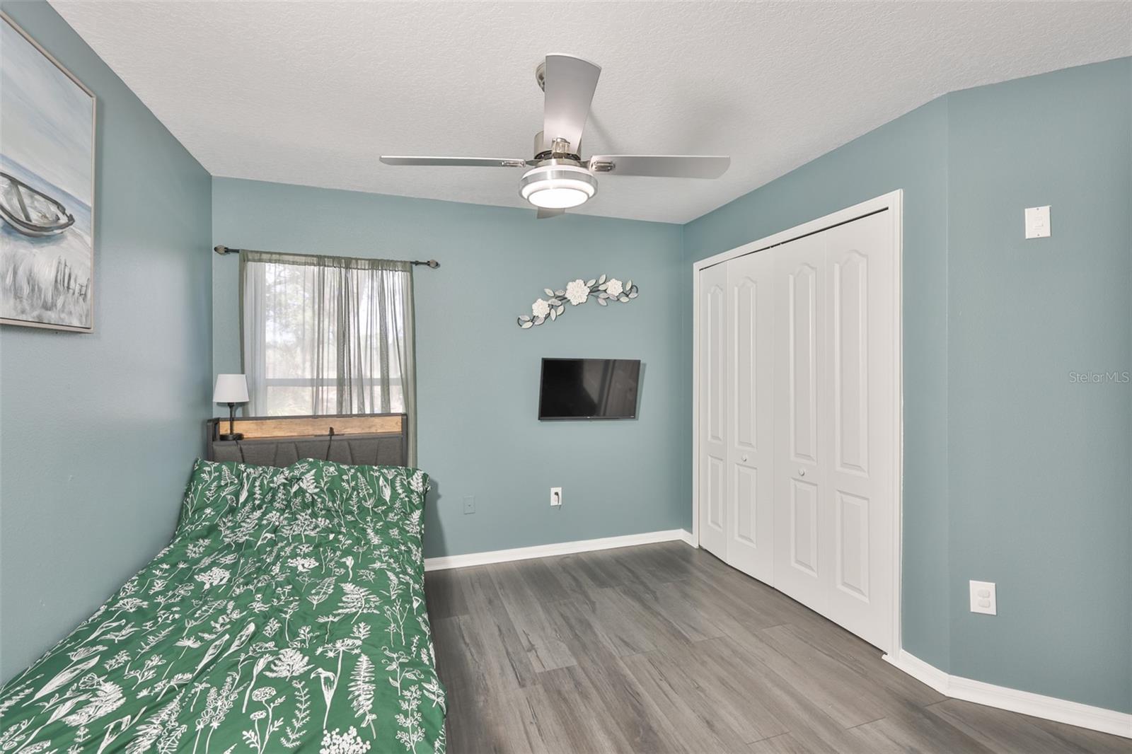 Image 26 of 42 For 8130 Alamosa Wood Avenue