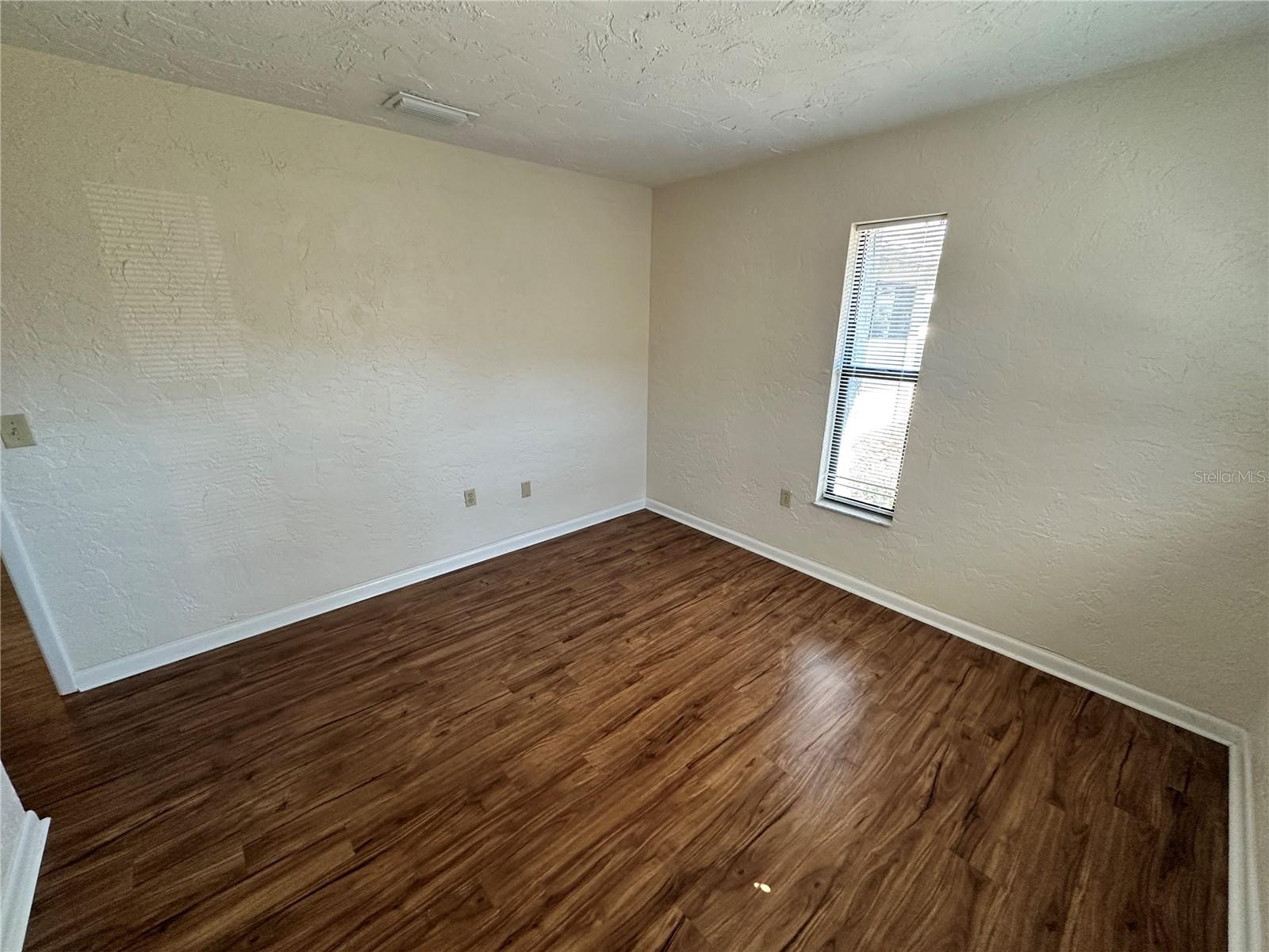 Image 8 of 15 For 1408 27th Street W