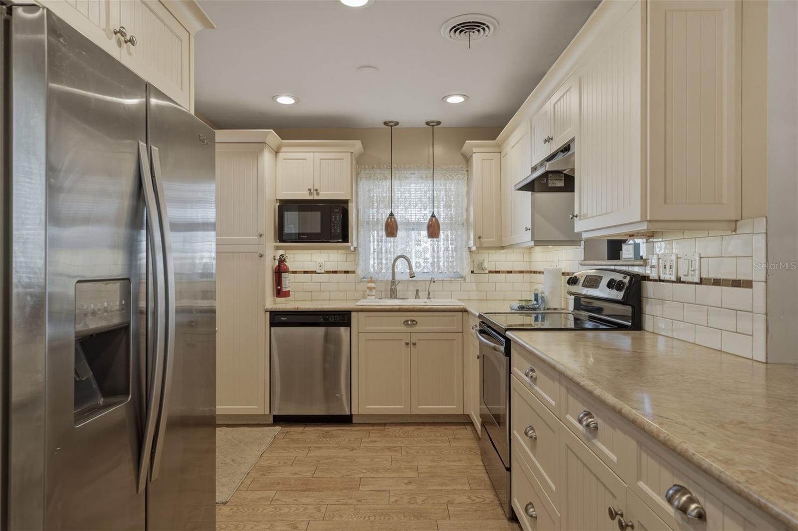 Image 13 of 30 For 1904 31st Street W