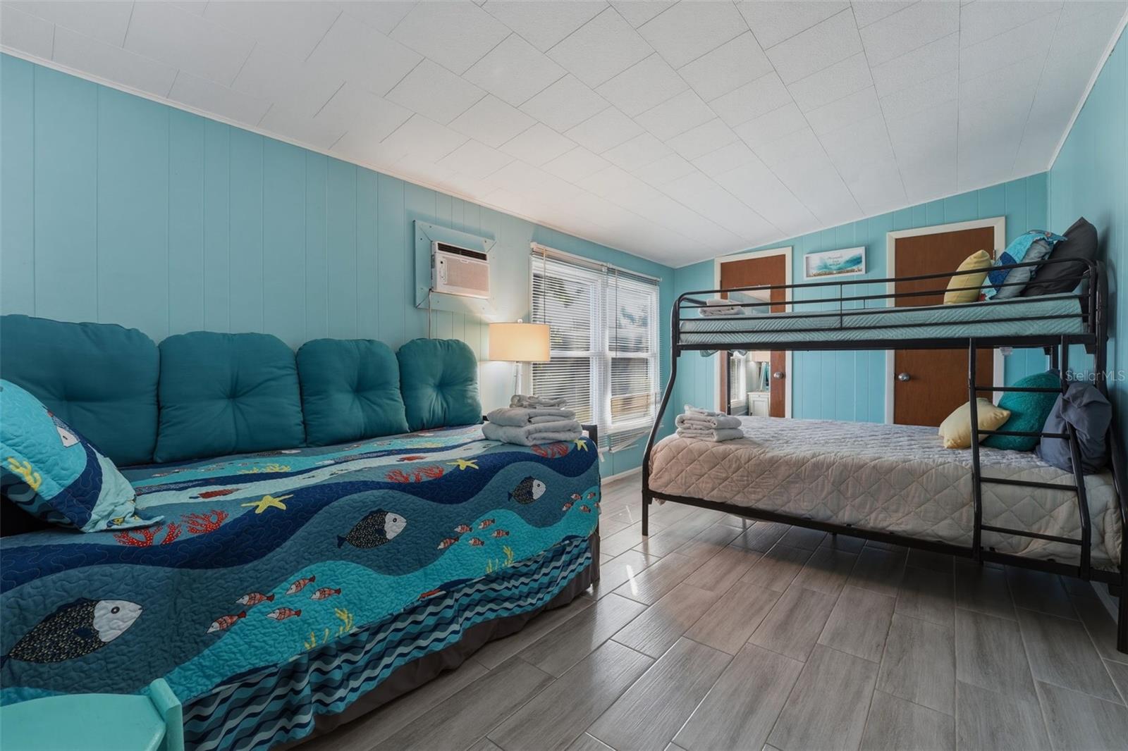 Image 16 of 30 For 1904 31st Street W