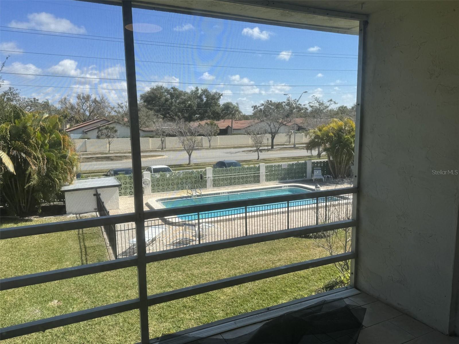 Image 14 of 19 For 3602 Beneva Road 405