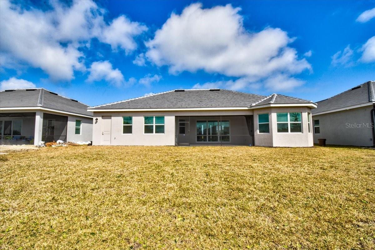 Image 25 of 44 For 7796 Lakes Edge Lane