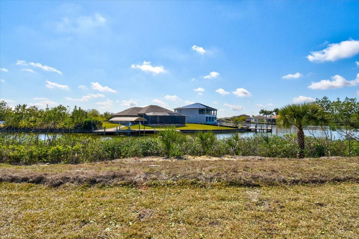 Image 28 of 44 For 7796 Lakes Edge Lane